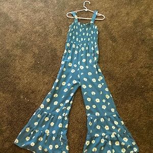 dandelion jumpsuit from target in a size M 7/8